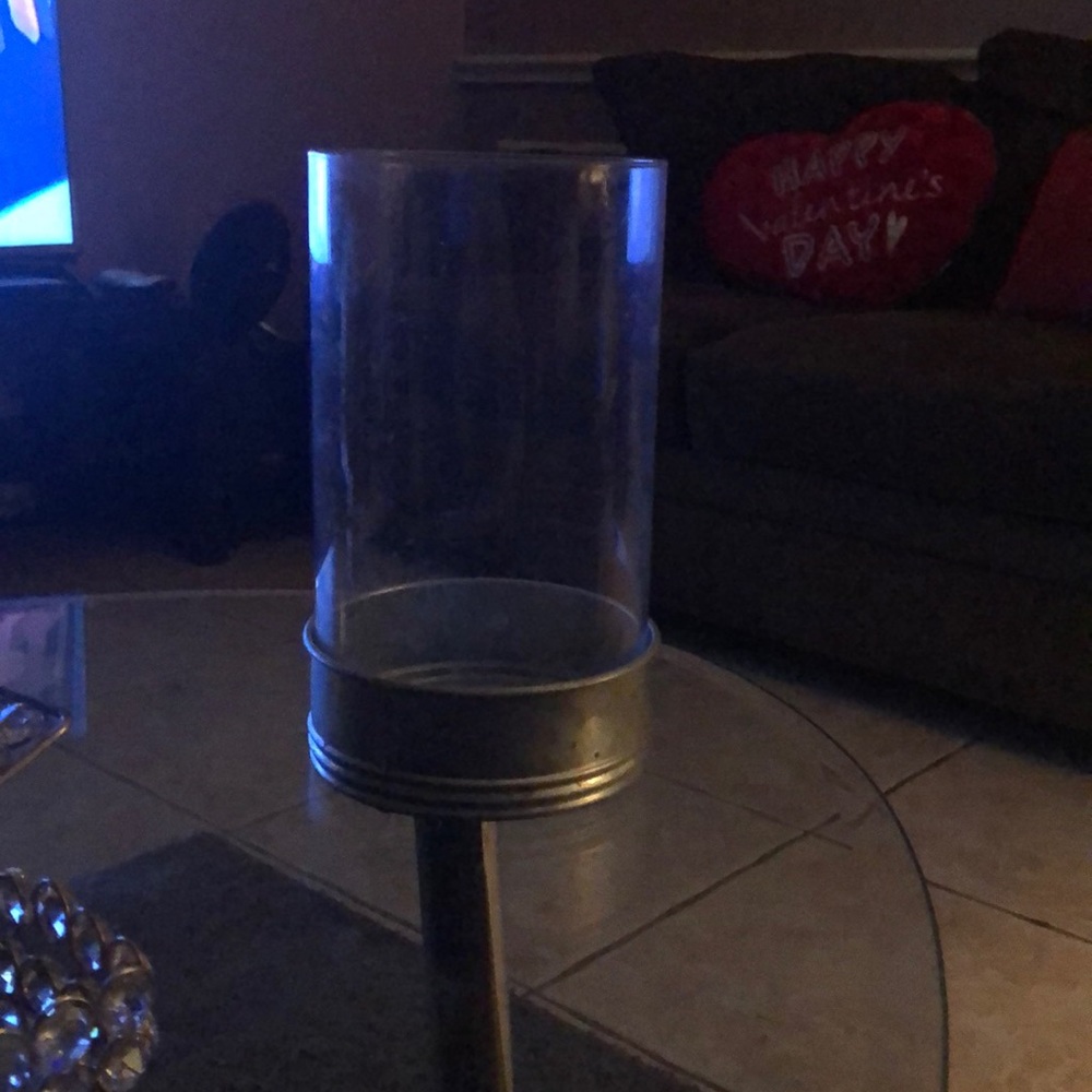 Candle holder
